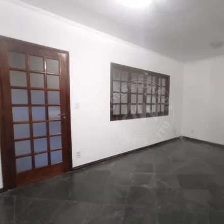 Rent this 3 bed house on Rua Luiz Antonio Anhaia in Vila Leis, Itu - SP