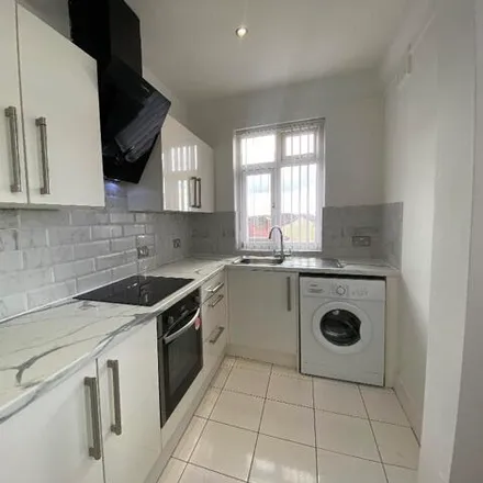 Image 1 - Edge Grove, Liverpool, L7 0HW, United Kingdom - Room for rent