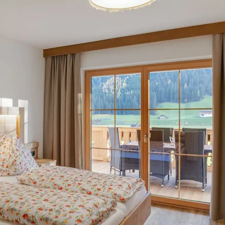 Rent this 5 bed apartment on Waldsiedlung in 5742 Königsleiten, Austria