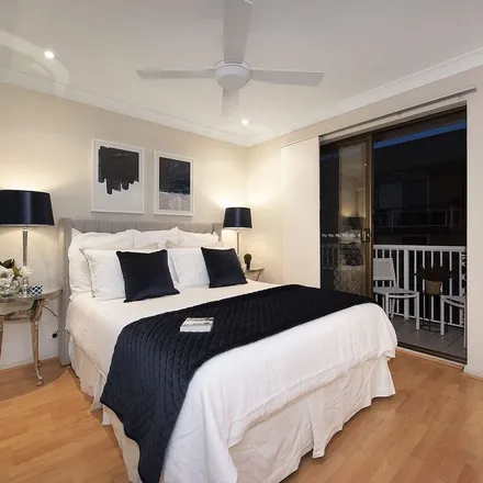 Image 6 - 333 Cavendish Road, Coorparoo QLD 4151, Australia - Apartment for rent