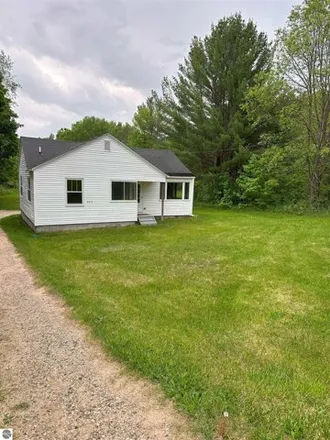 Buy this 3 bed house on 6951 Schuss Mountain Road in Custer Township, MI 49659