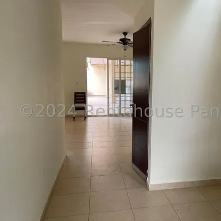 Rent this 4 bed house on Avenida Principal Brisas del Golf in Distrito San Miguelito, Panama City