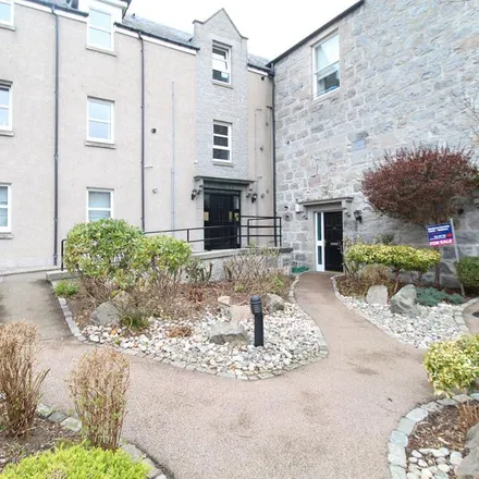 Rent this 2 bed apartment on 33 King's Gate in Aberdeen City, AB15 4EL