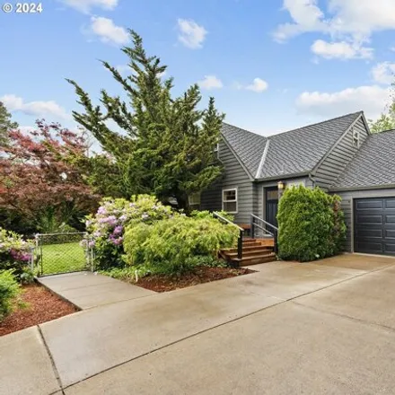 Buy this 5 bed house on 1185 Southwest Stephenson Court in Portland, OR 97219
