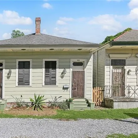 Image 1 - 305 Tricou Street, Lower Ninth Ward, New Orleans, LA 70117, USA - House for sale