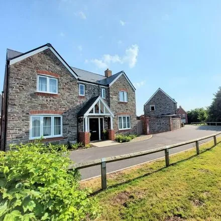 Buy this 4 bed house on 75 Badger Road in Thornbury, BS35 1AB