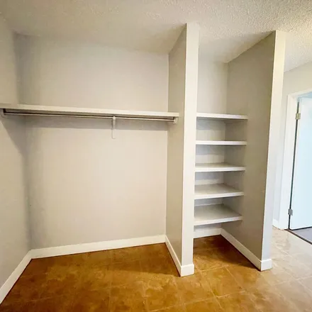 Image 5 - Memorial Drive, Fort McMurray, AB T9H 1L2, Canada - Apartment for rent