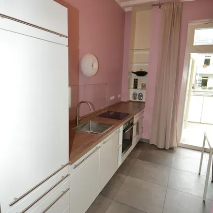 Rent this 3 bed apartment on Kronshagener Weg 1 in 24103 Kiel, Germany