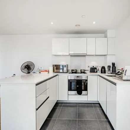 Rent this 1 bed apartment on Parkway Apartments in Goodchild Road, London