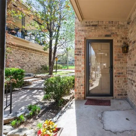 Image 2 - 4413 Bellaire Drive South, Fort Worth, TX 76109, USA - Condo for rent