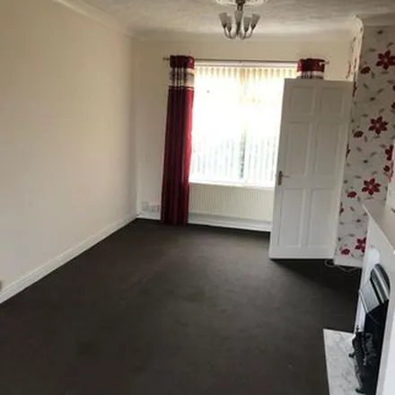 Rent this 3 bed townhouse on Fleet Street in Orrell, WN5 0DP