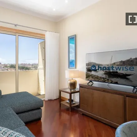 Rent this 3 bed apartment on Minipreco in Rua Cabo Borges, 4430-329 Vila Nova de Gaia