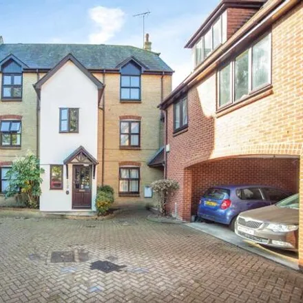 Buy this 1 bed apartment on Kiss the Bride in Bishops Walk, Rochester