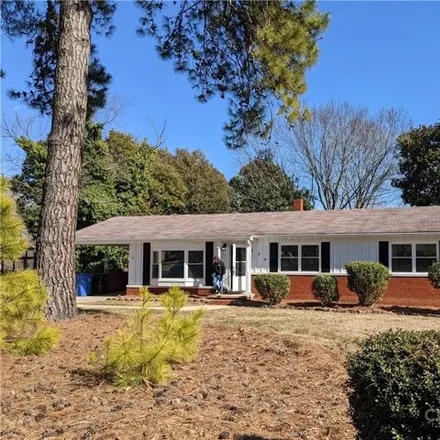 Rent this 3 bed house on 354 Fieldstone Road in Mooresville, NC 28115