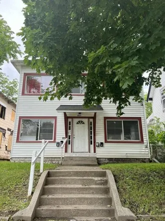 Rent this 1 bed house on 2827 North Kenwood Avenue in Indianapolis, IN 46208