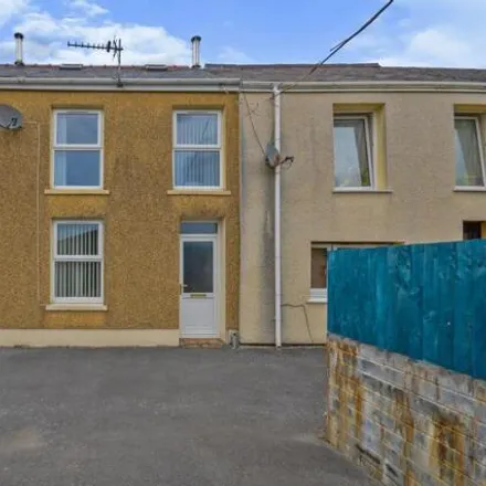 Buy this 4 bed townhouse on New Road in Brynamman, SA18 1AF