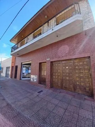 Buy this 3 bed house on Calle 840 2523 in Partido de Quilmes, 1881 San Francisco Solano