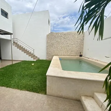 Rent this 4 bed house on Calle 59A in Fraccionamiento Las Américas, 97302 Mérida
