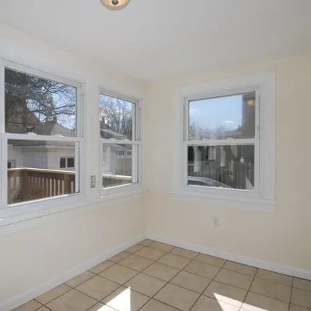 Image 5 - 26 Gold Street, Red Bank, NJ 07701, USA - Apartment for rent
