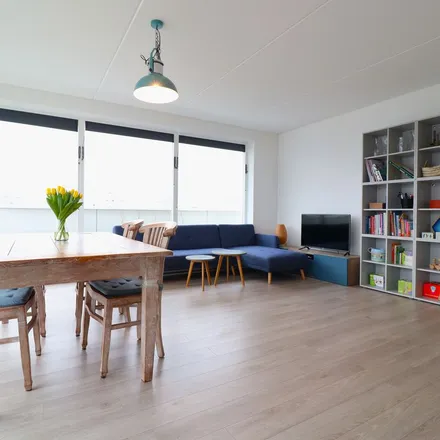 Rent this 2 bed apartment on Marius Bauerstraat 235A-1 in 1062 AL Amsterdam, Netherlands