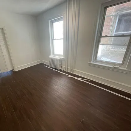Rent this 1 bed townhouse on 1619 North 29th Street in Philadelphia, PA 19121