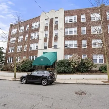 Buy this 1 bed condo on 90 Kilsyth Road in Boston, MA 02447