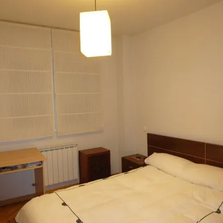 Rent this 1 bed apartment on Avenida de la Gran Vía del Este in 15, 28032 Madrid
