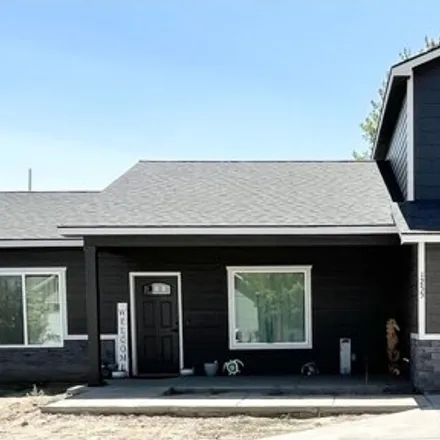 Buy this 3 bed house on 1223 Stonewood Court in Milton-Freewater, Umatilla County