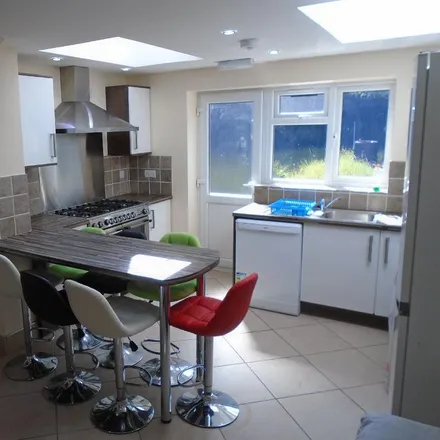 Rent this 7 bed room on 90 Heeley Road in Metchley, B29 6EZ