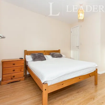 Rent this 1 bed room on 66 Alex Wood Road in Cambridge, CB4 2EH