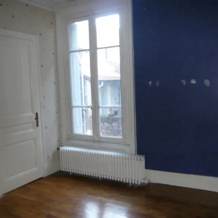 Image 2 - 6 Rue Lamartine, 42700 Firminy, France - Apartment for rent