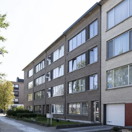 Rent this 2 bed apartment on Herentalsebaan 115 in 2150 Borsbeek, Belgium