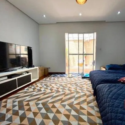 Buy this 3 bed house on Rua Joshey Leão in Vila Alpina, Região Geográfica Intermediária de São Paulo - SP