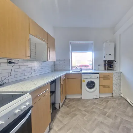Image 6 - Kirkoswald Road, Glasgow, G43 2YG, United Kingdom - Apartment for rent
