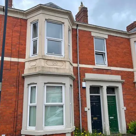Rent this 2 bed apartment on Oakland Road in Newcastle upon Tyne, NE2 3DR