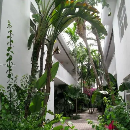 Image 1 - 900 Meridian Avenue, Miami Beach, FL 33139, USA - Apartment for rent