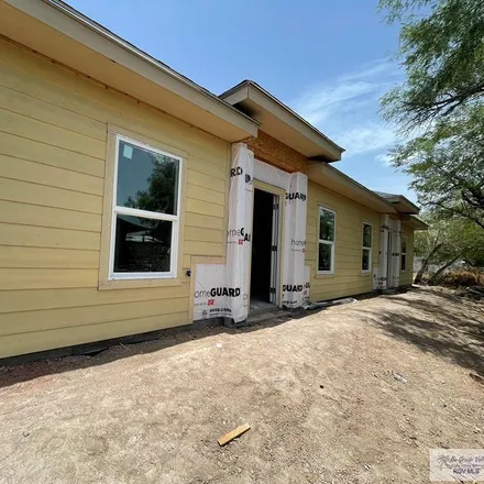 Buy this studio duplex on 901 Anaquitas Street in Mercedes, TX 78570