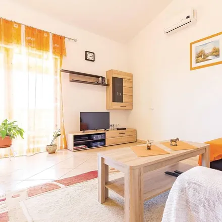 Rent this 5 bed house on Grad Pula in Istria County, Croatia