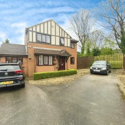 Buy this 4 bed house on The Rowans in Farsley, LS13 1BD