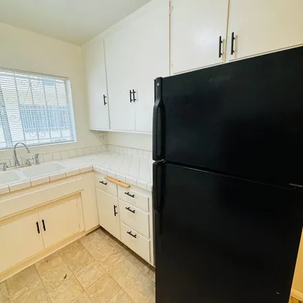 Rent this 1 bed apartment on 1319 North Fuller Avenue in Los Angeles, CA 90046