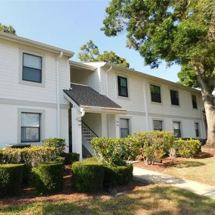 Rent this 2 bed condo on Meadow Lane in Pinellas County, FL 34677