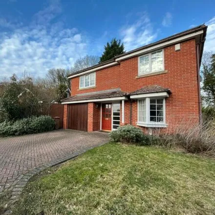 Rent this 5 bed house on 5 Berkswell Close in Ulverley Green, B91 2EH