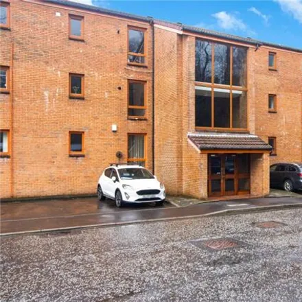 Buy this 2 bed apartment on Balmoral Place in Gourock, PA19 1AN