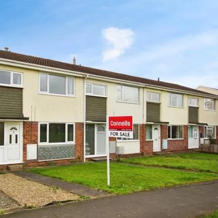 Buy this 3 bed townhouse on 332 Witcombe in Wapley, BS37 8SX
