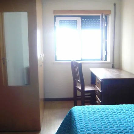 Rent this 2 bed apartment on Rua Eça de Queiroz 39 in 3000-147 Coimbra, Portugal