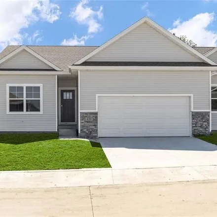 Buy this 3 bed house on Wisconsin Avenue in Des Moines, IA 50327