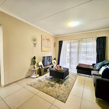 Image 7 - Lyncon Road, Carlswald, Midrand, 1684, South Africa - Apartment for rent
