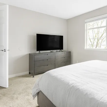 Image 8 - I 205, Vancouver, WA 98664, USA - Apartment for rent