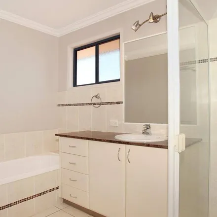 Image 3 - Buddina, Sunshine Coast Regional, Queensland, Australia - Townhouse for rent