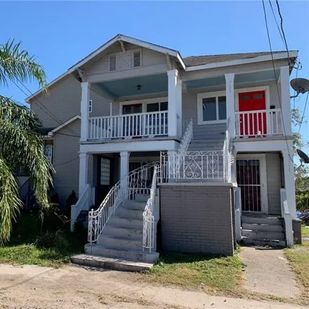 Rent this 4 bed house on 8933 Palm Street in New Orleans, LA 70118